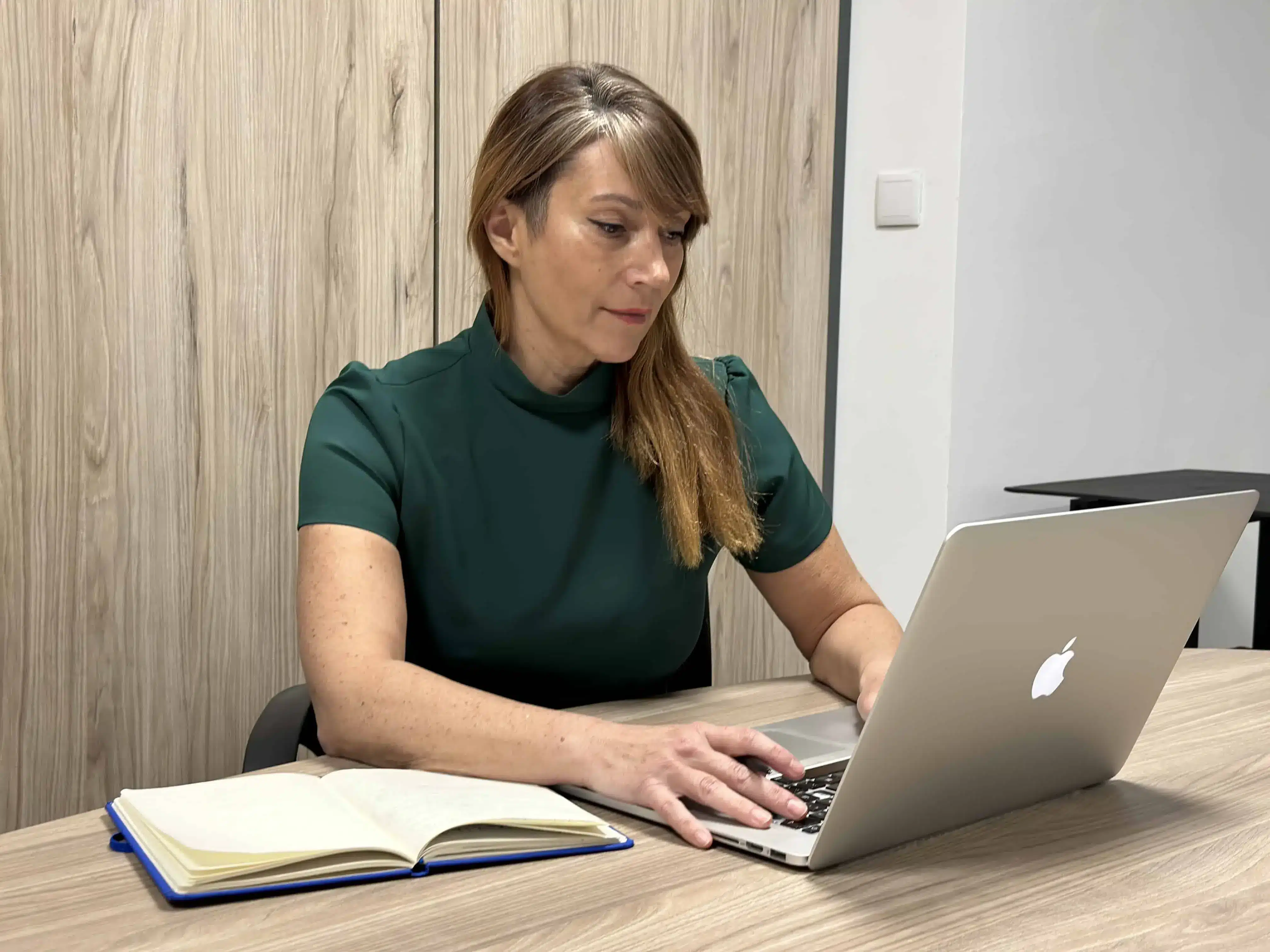 Abogada especializada en reclamar financiación de coche con intereses abusivos